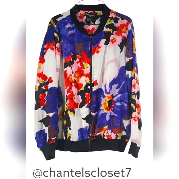 🏷2 For $20!!🏷Mix Nouveau Flower Sweater - Zip-up - LG Size - Thin and Breezy - Picture 2 of 5